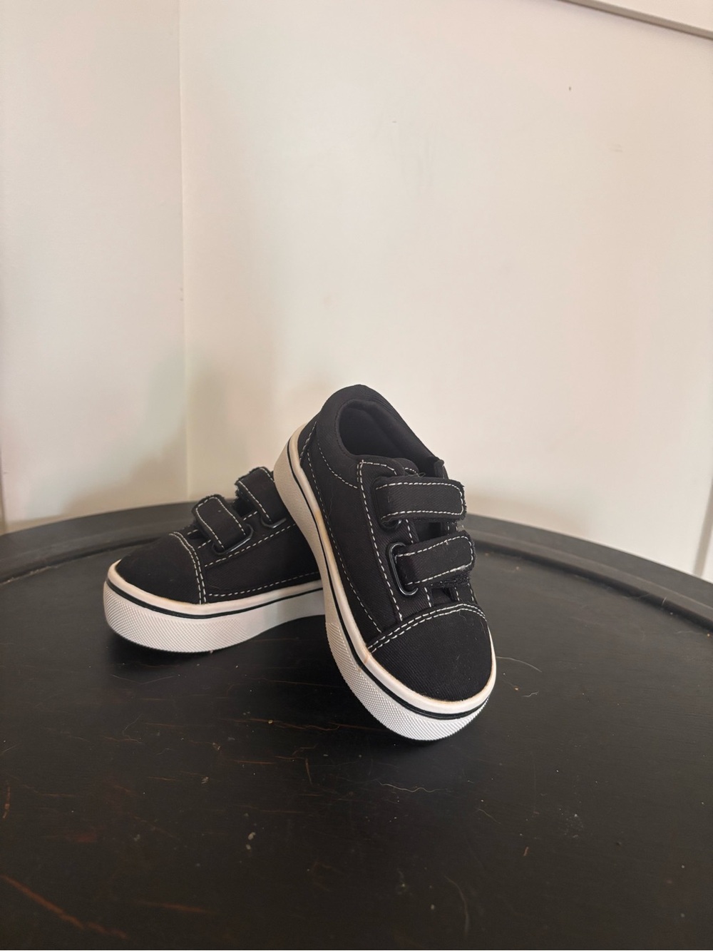George Black Canvas Velcro Sneakers C5
